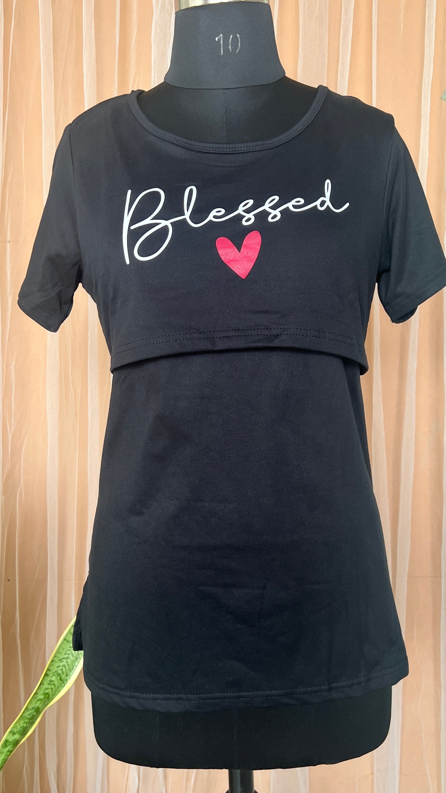 Maternity blessed T-shirt winter( Minor embroidery variation so sold at sale price )