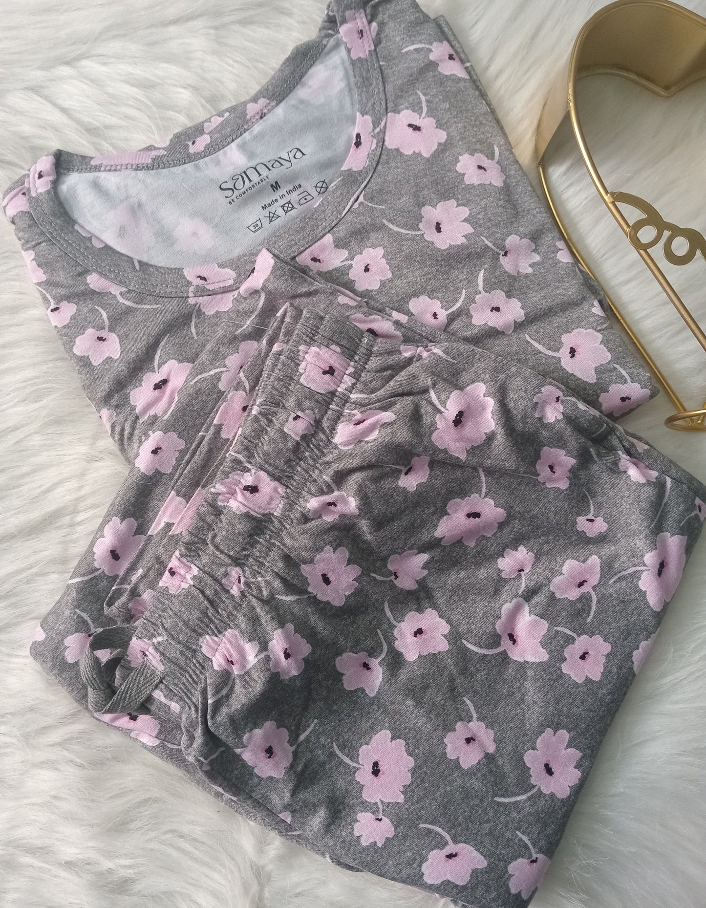 Grey flower Feeding Pant Set ( lightweight )