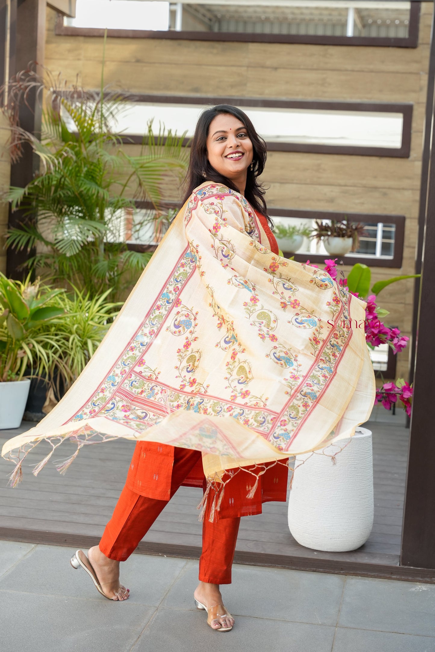 Alagu 3 piece raw silk suit set with Dupatta ( ready to dispatch)