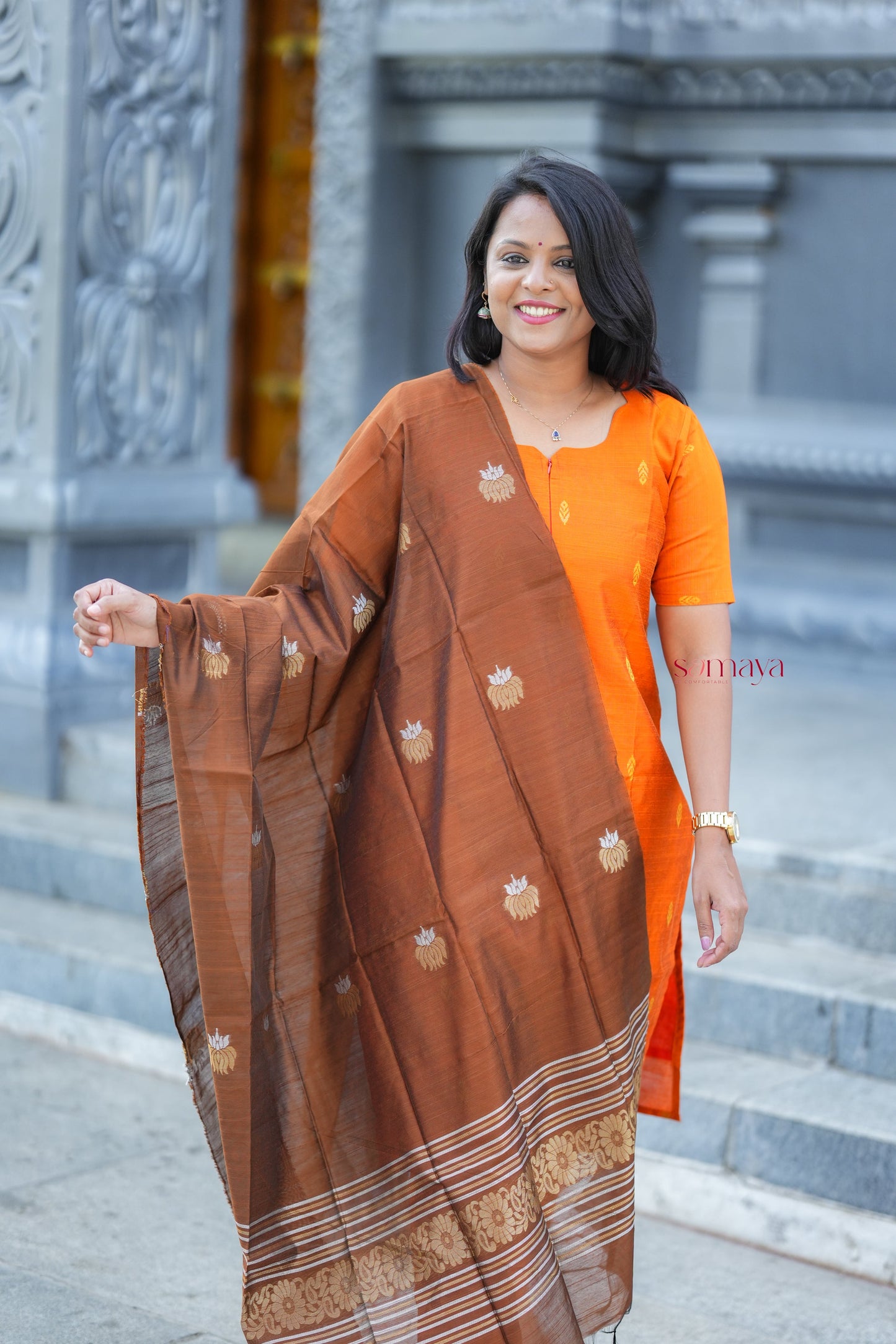 Theera  raw silk suit set with dupptta ( ready to dispatch) set of 3