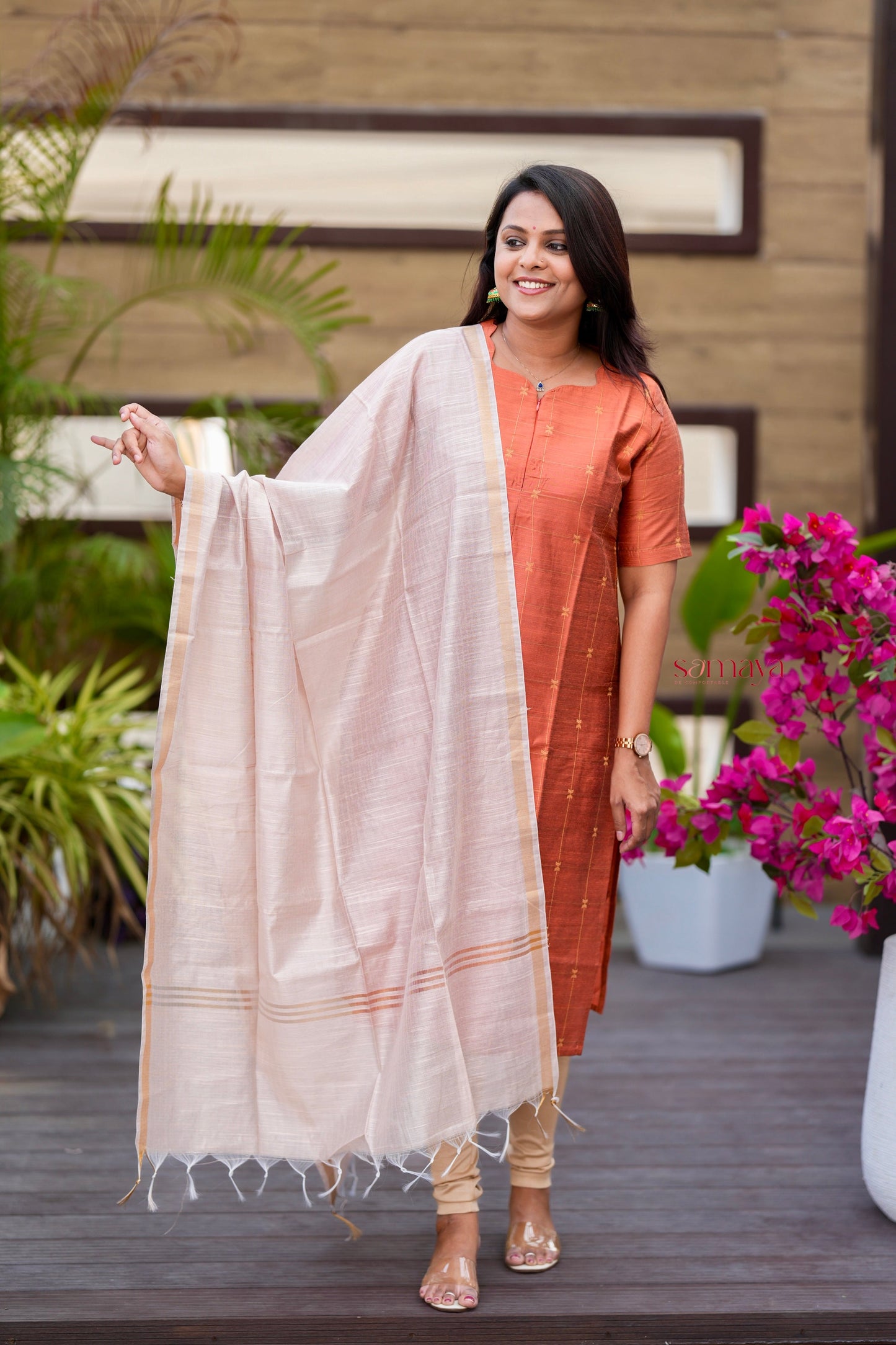 Amritha   raw silk kurta with dupptta ( ready to dispatch) set of 2