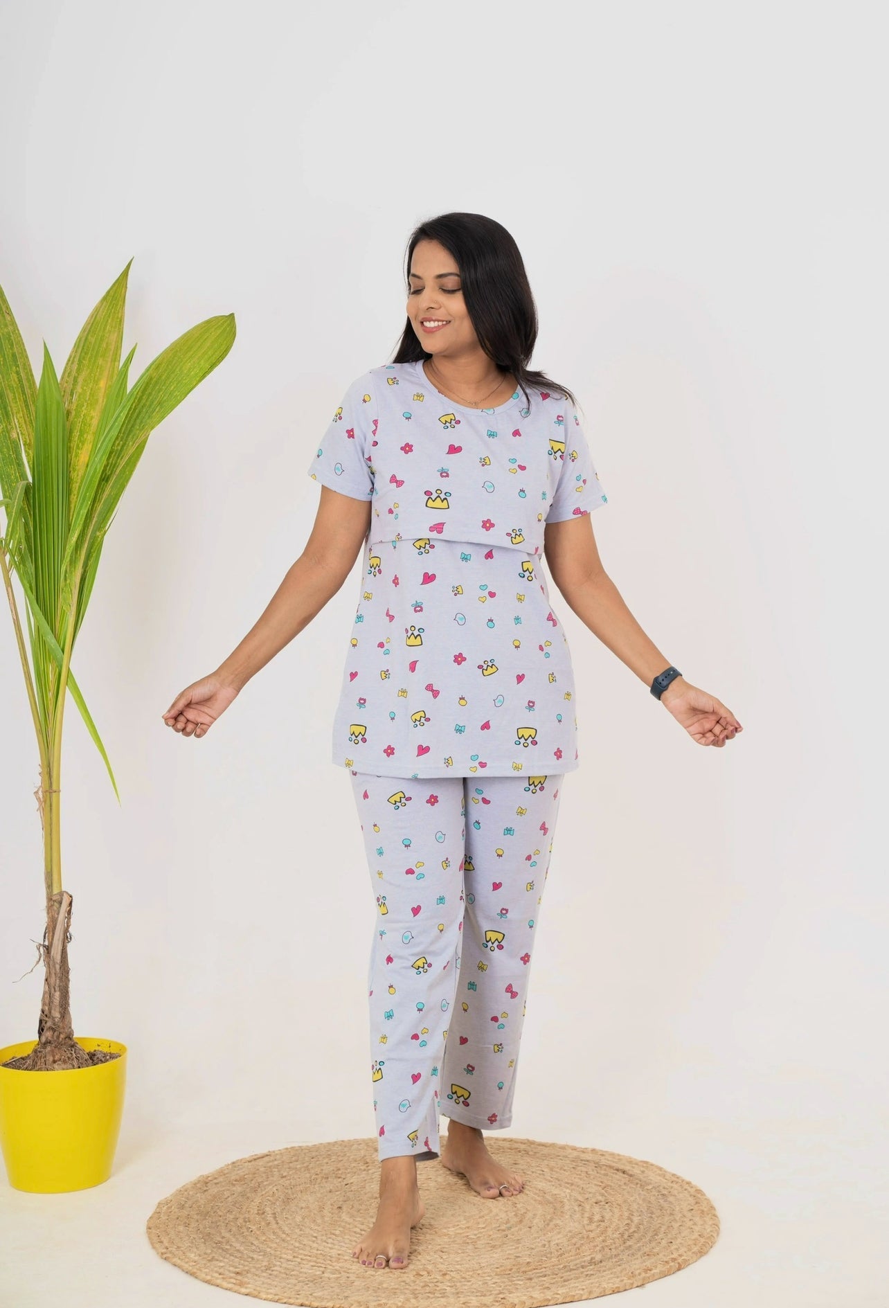 Queen  Feeding Pant Set ( lightweight )