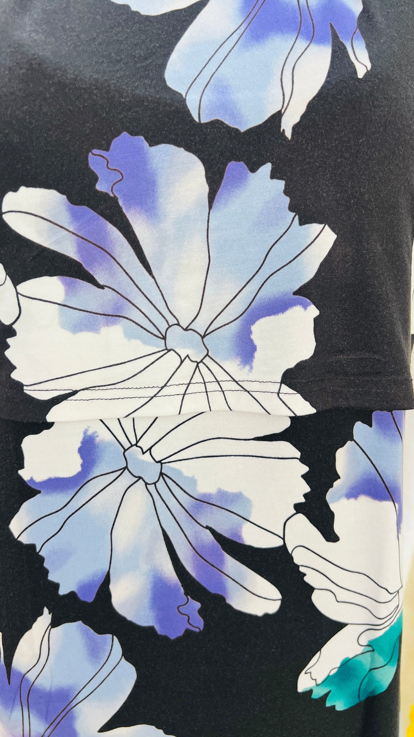 Maternity Shan Flower T-shirt (light weight)