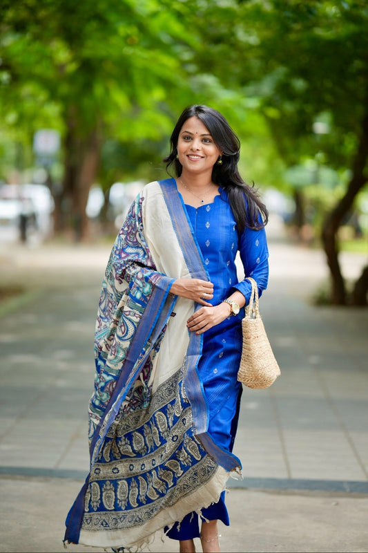 Mayilirage  raw silk Kurta Set with hand painted kalamkari dupptta ( ready to dispatch )
