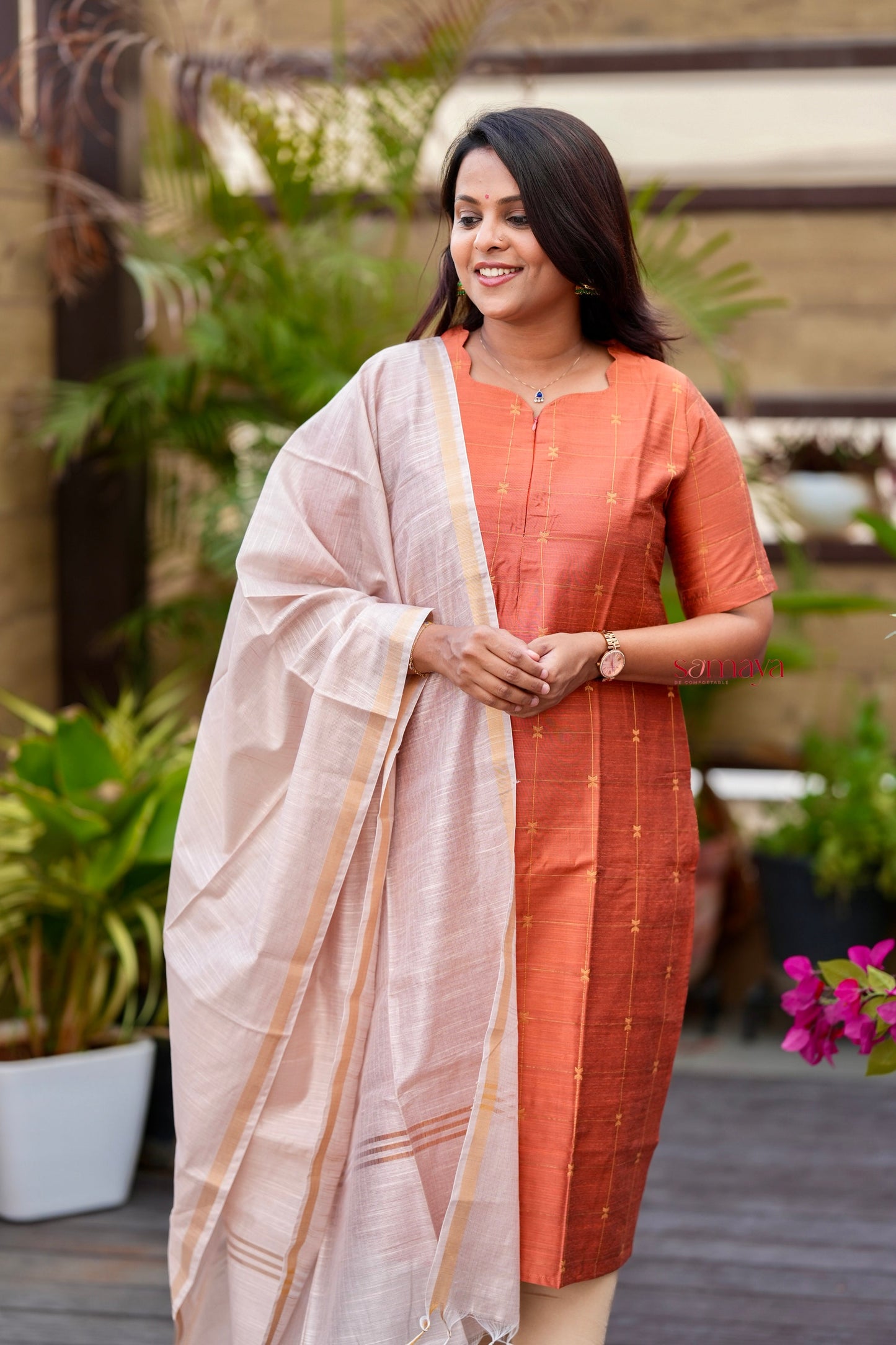 Amritha   raw silk kurta with dupptta ( ready to dispatch) set of 2