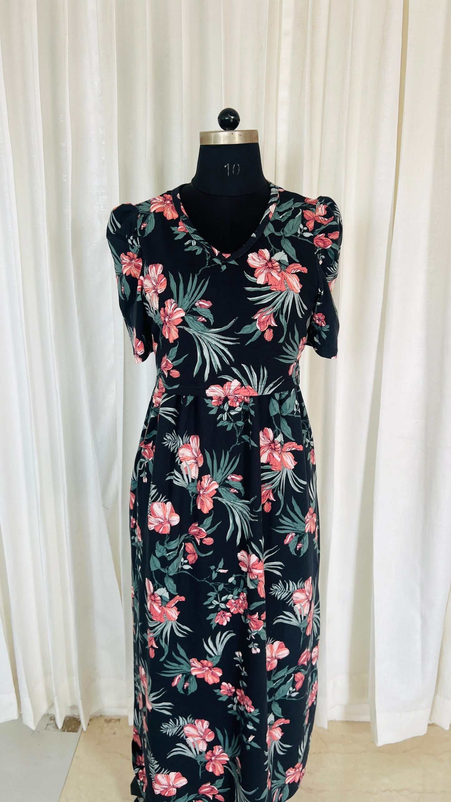 Maxi Megha thick Weight Dress
