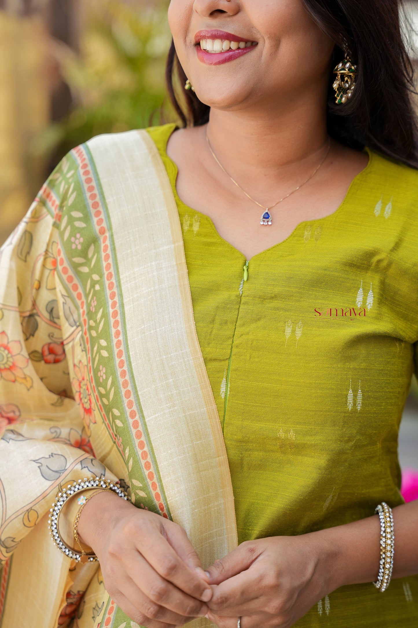 Magilini 3 piece raw silk suit set with Dupatta ( ready to dispatch)