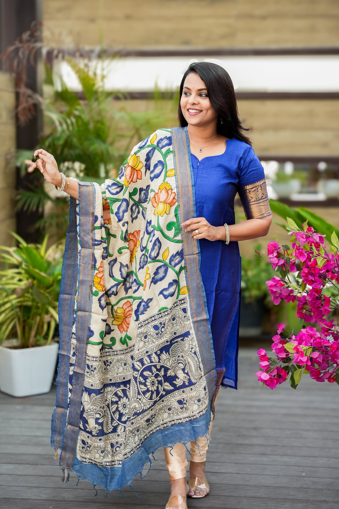 Radhae Mangalgiri Blue Narayanapet silk top with kalamkari hand painted dupptta set of 2 ( ready to dispatch)