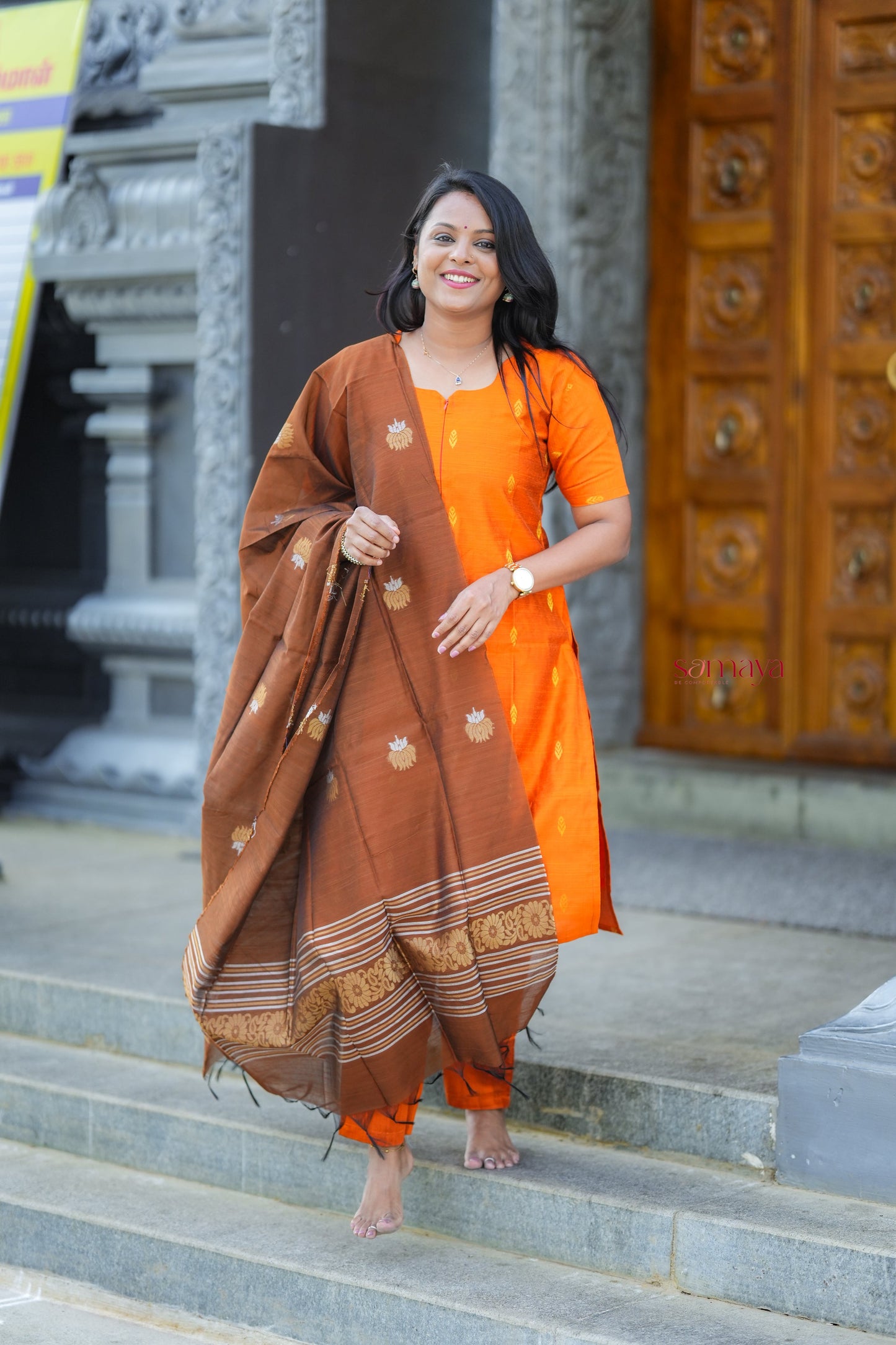 Theera  raw silk suit set with dupptta ( ready to dispatch) set of 3