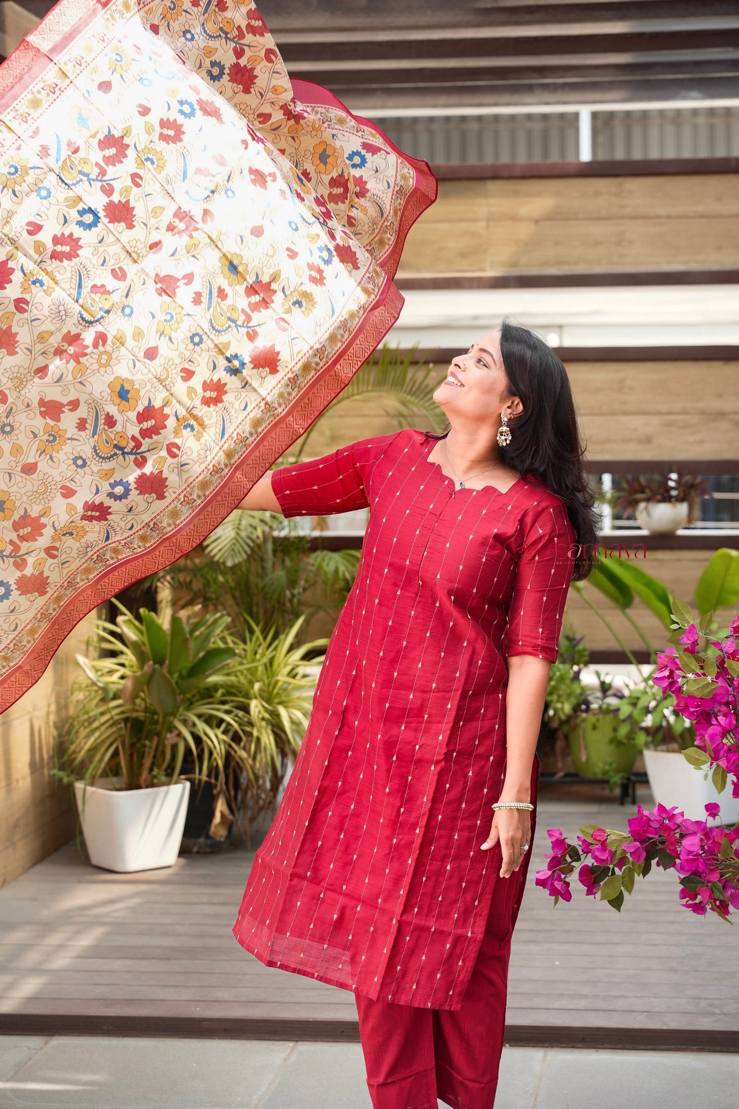 Sinthoor 3 piece raw silk suit set with Dupatta