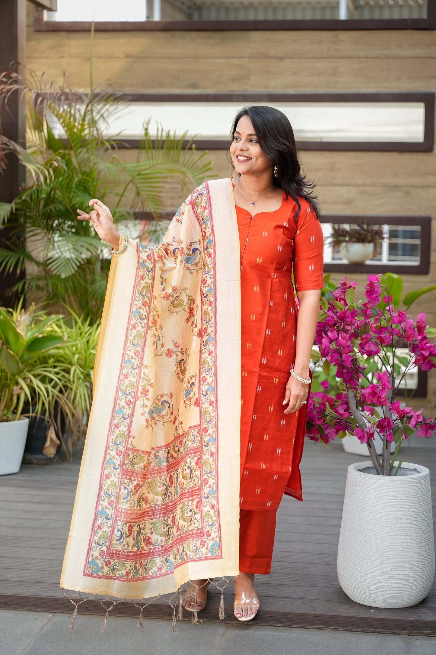 Alagu 3 piece raw silk suit set with Dupatta ( ready to dispatch)