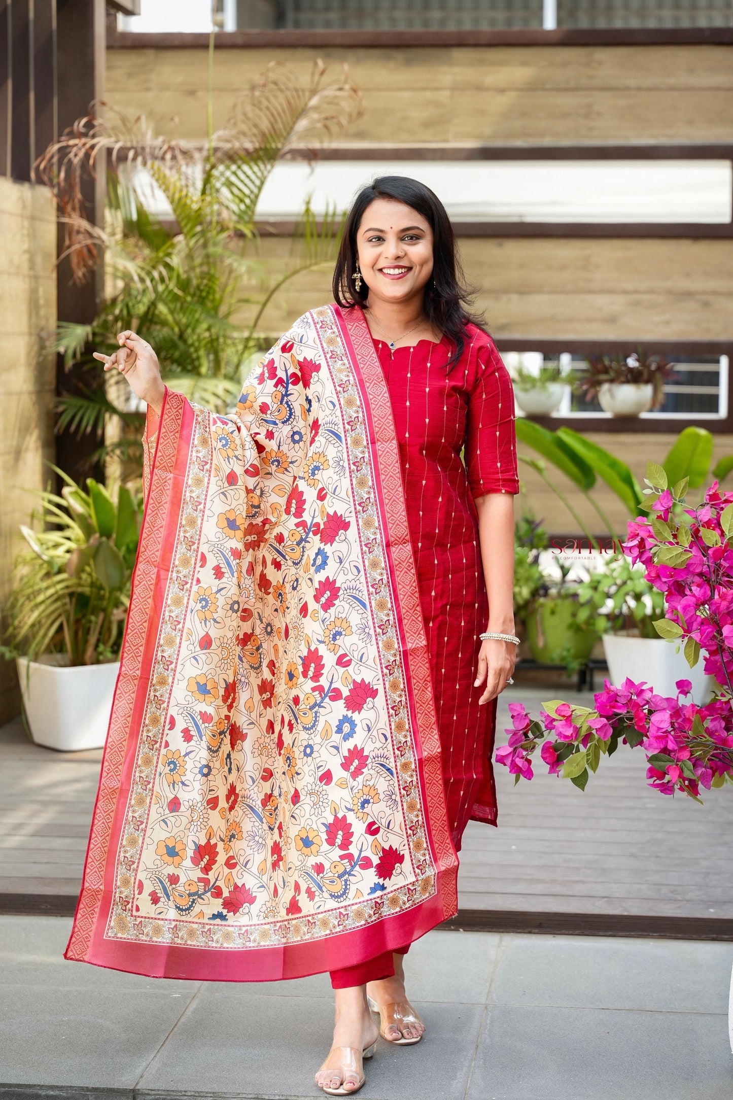 Sinthoor 3 piece raw silk suit set with Dupatta