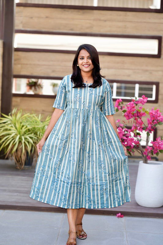 Gracy  stripes  casual Dress With Lining( limited stock )