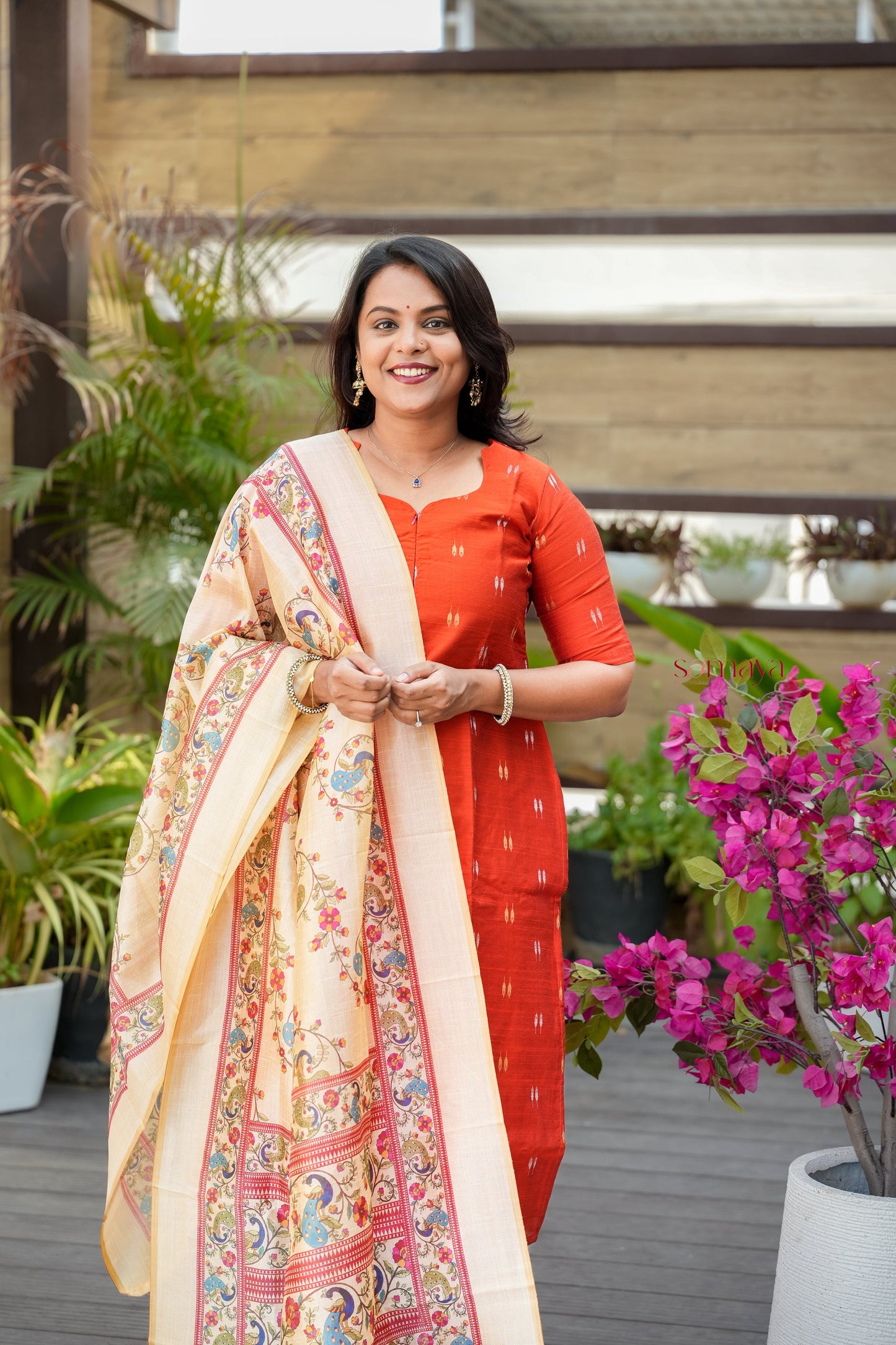 Alagu 3 piece raw silk suit set with Dupatta ( ready to dispatch)