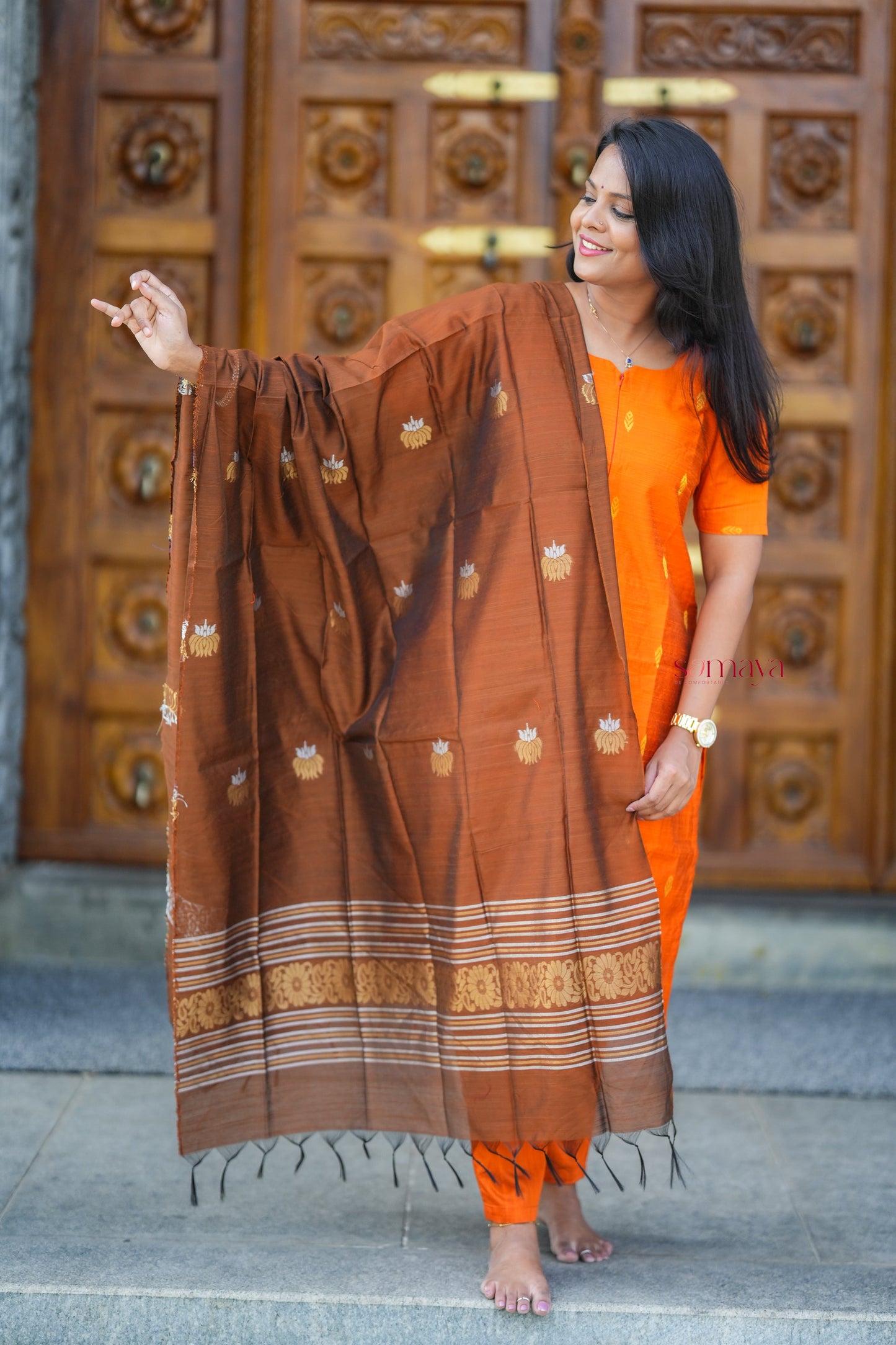 Theera  raw silk suit set with dupptta ( ready to dispatch) set of 3
