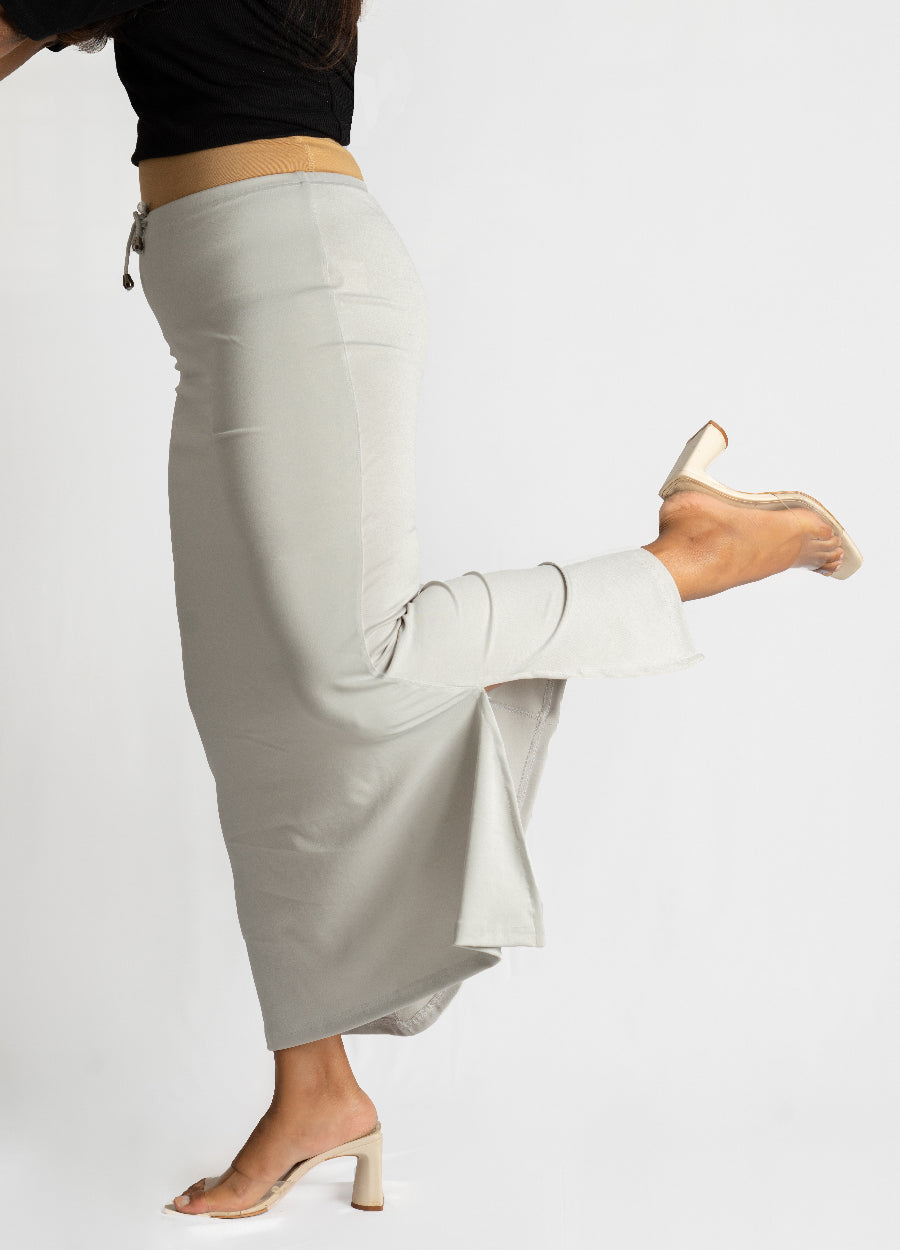Light Grey Sareeshaper ( Small stain that doesn’t affect overall look or wear — priced lower and a great deal ! )